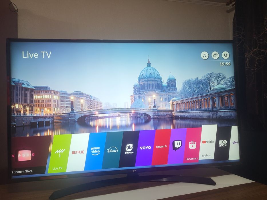 Televizor Smart 4k Lg 138cm 55inch stare impecabila
