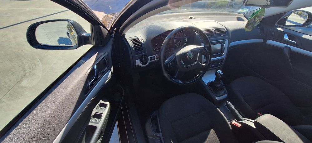 SCODA 2 FACELIFT 2000 disel.