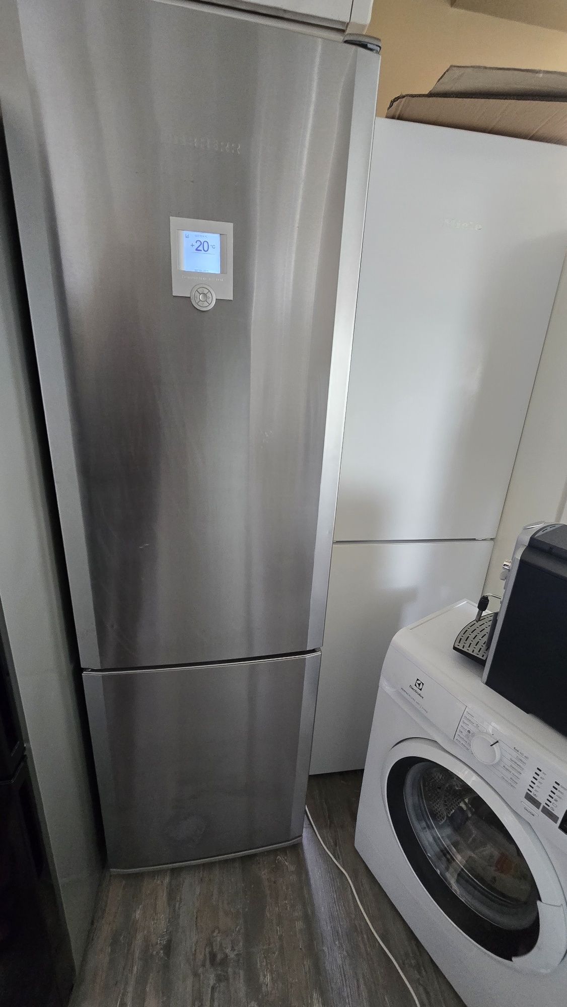 Хладилник с фризер Miele 2m