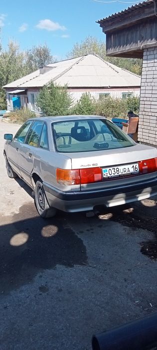 Продам машину марки