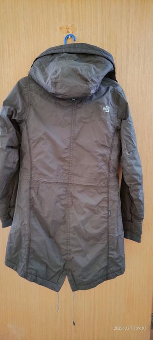 Прекрасна зимна дамска парка