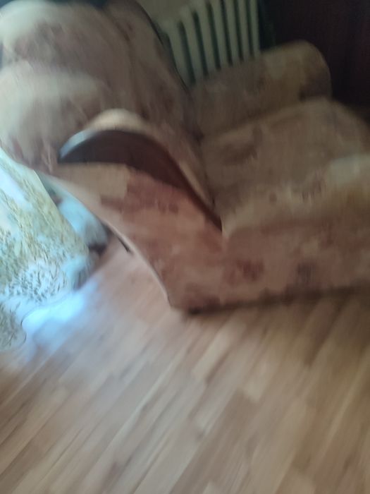 Кресло для гостиной