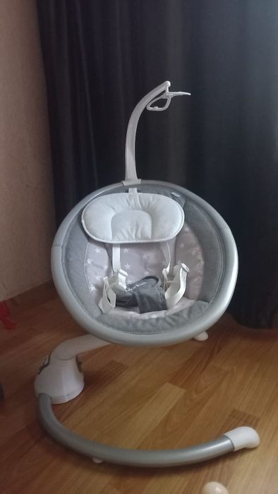 Продам детский шезлонг электрический