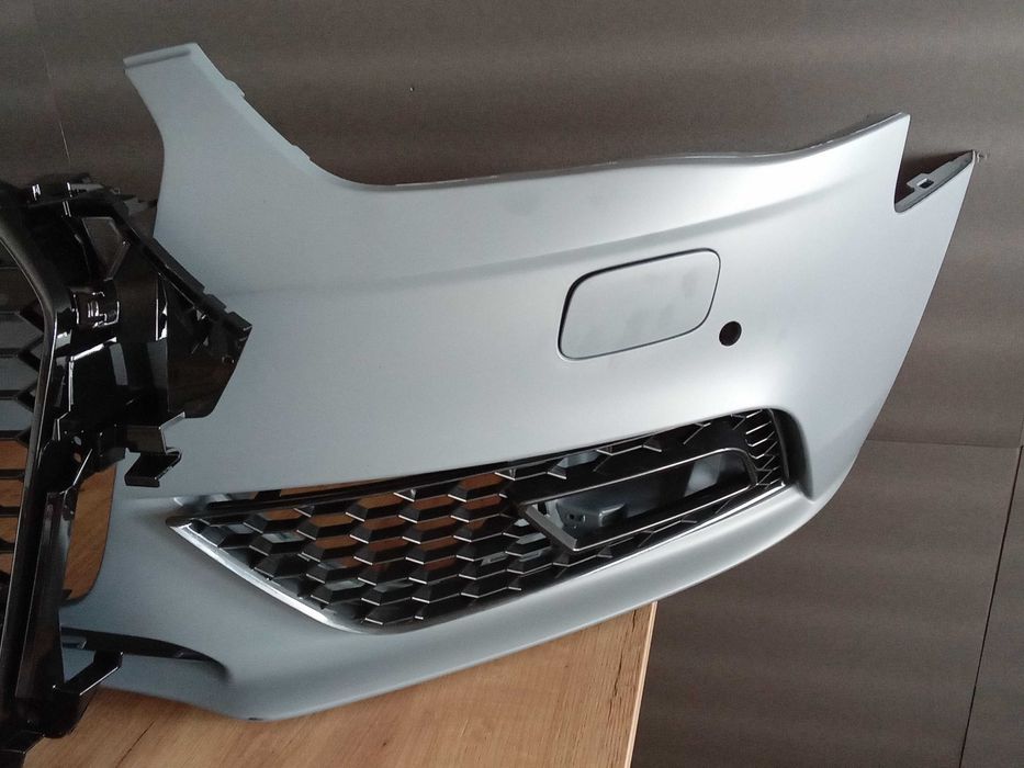 Pachet Bara fata+Grile RS LOOK Audi A4 B8 Facelift 2011-2014
