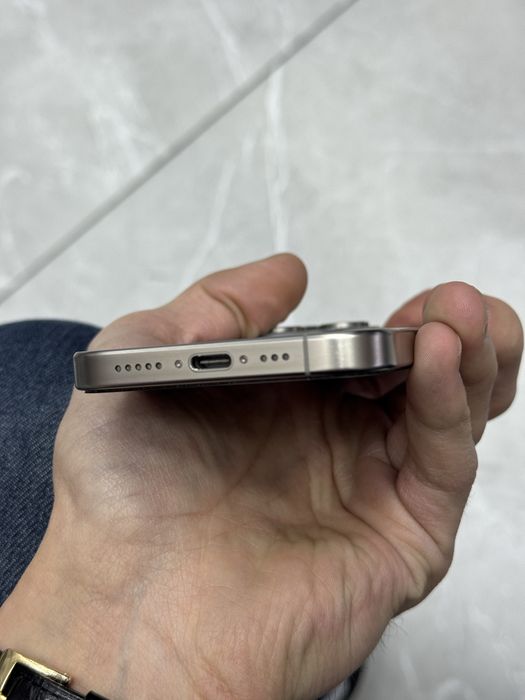 Iphone 15 pro 128GB ideal