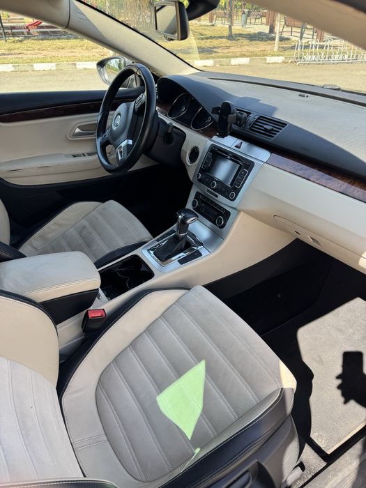 VW Passat CC 2.0 DSG 140cp
