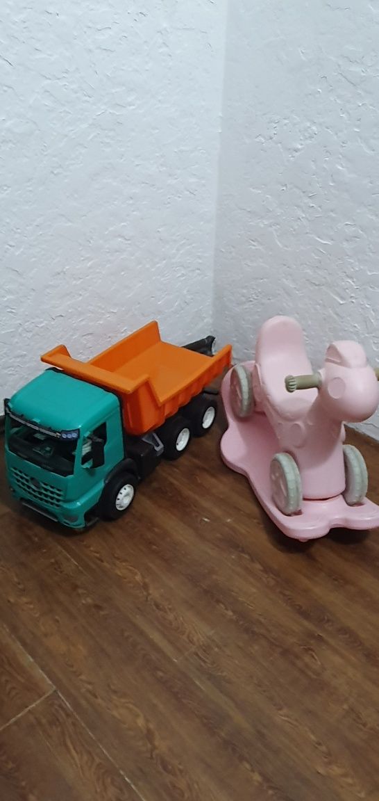 Продам детские игрушки