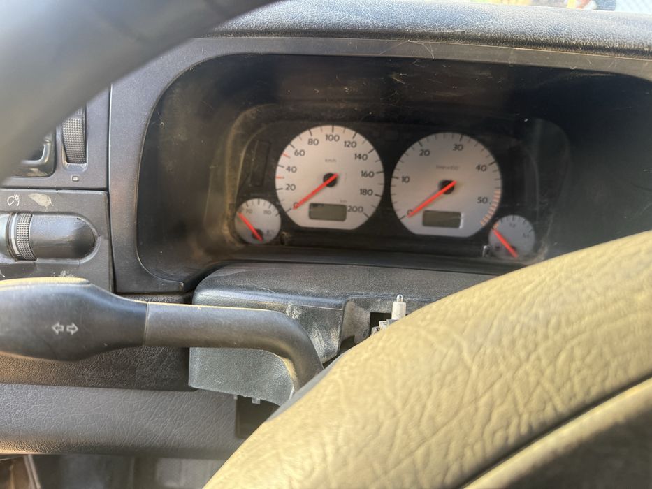 Голф 3 на части 1.9 тди 90 коня