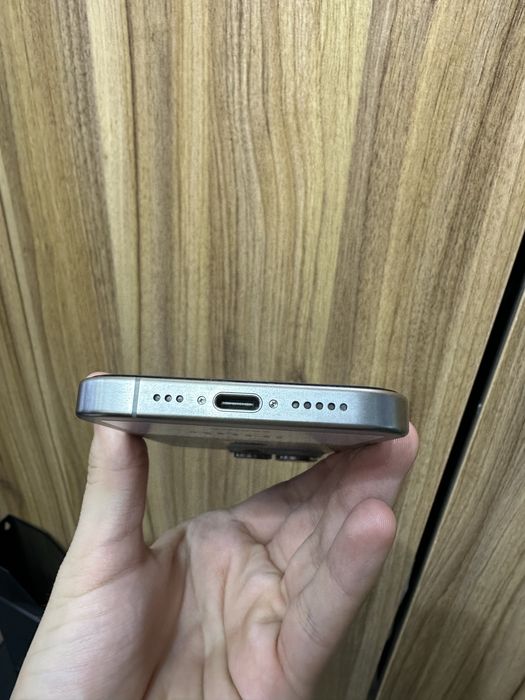 iphone 15 pro natural 128 gb 94%