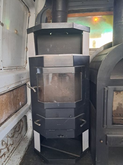 Продавам печки и камини