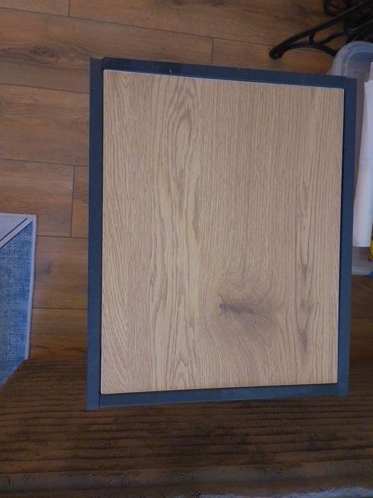 Помощна   масичка