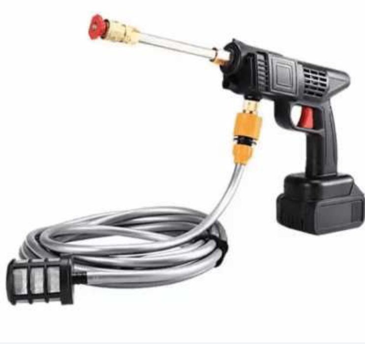 Акумулаторна водоструйка