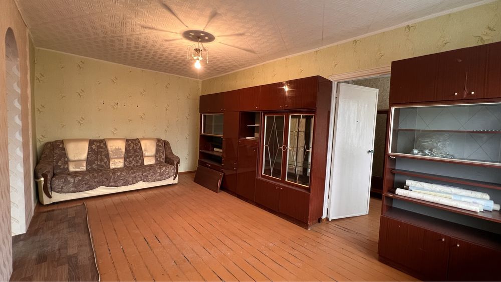 Продается 2х комн квартира в центре города на 2 этаже