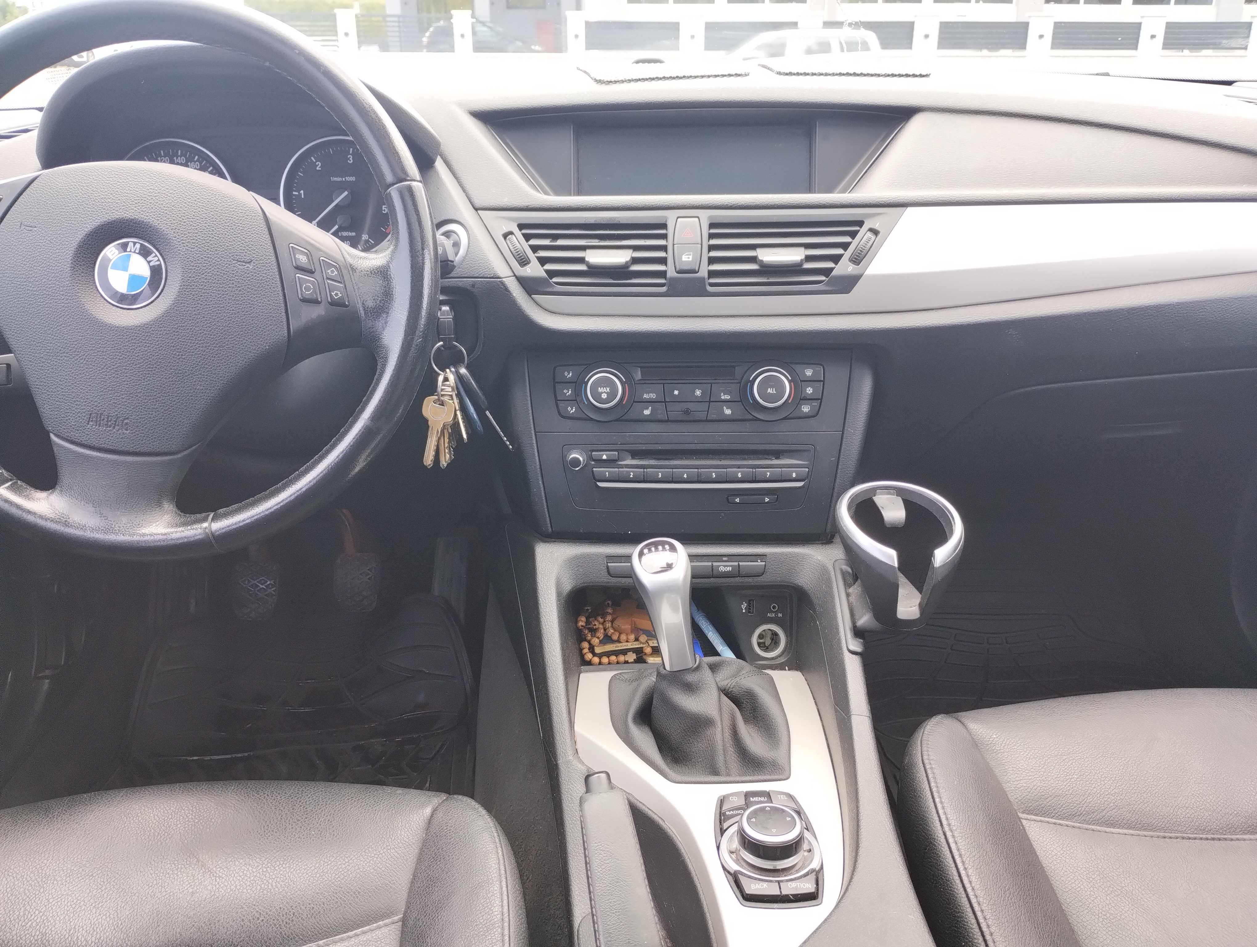 Vând BMW X1  SDRIVE  An 2011