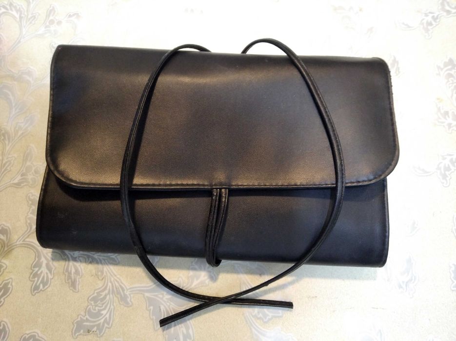 Чехол для косметических кистей.