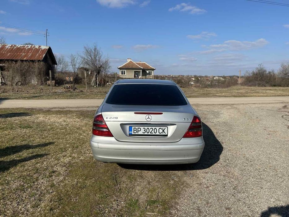Мерцедес 2.2 Е класа 159 к.с