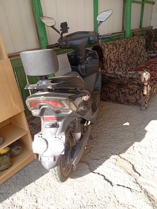 Продам электрический скутер