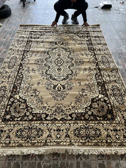 Персийски килим нов