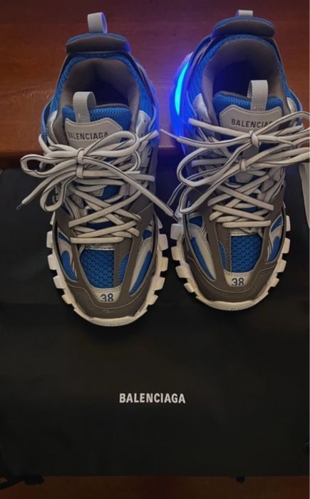 Balenciaga track