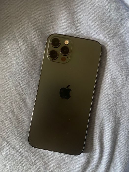 Продам iphone 12 pro 128 gb