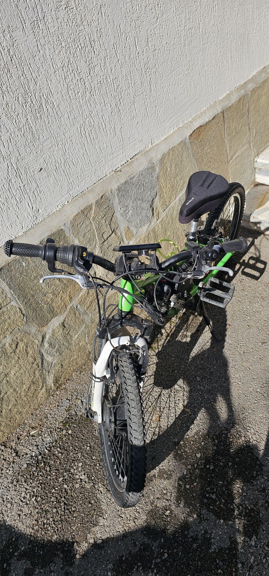 Детско електрическо колело велосипед Specialized 20 инча