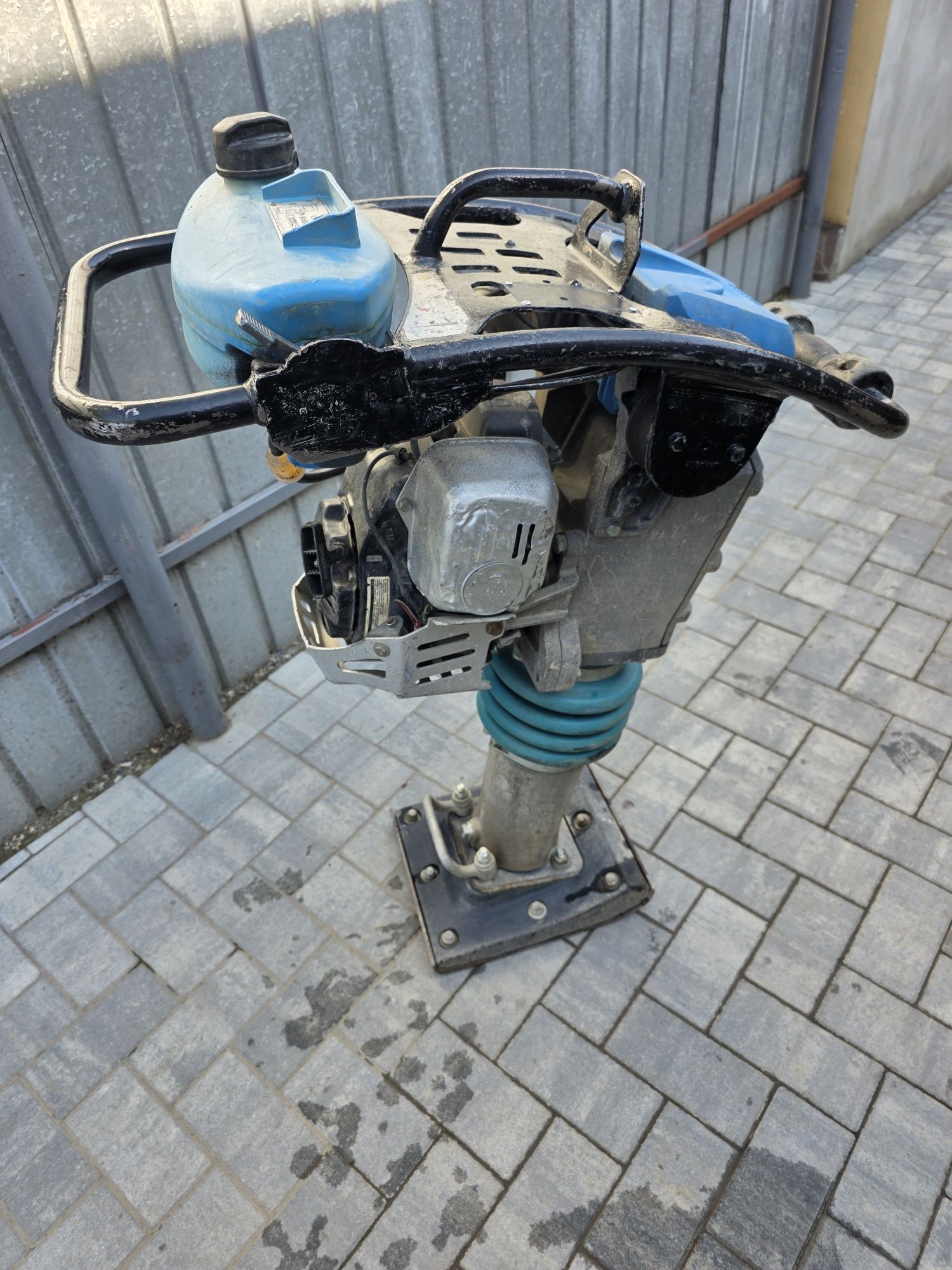 Mai compactor Weber Srv 620 Motor Honda stare buna 4T