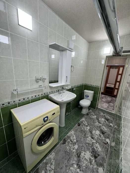 Продаётся квартира Рынок Кадышева Первый Этаж Отдельный вход Огород