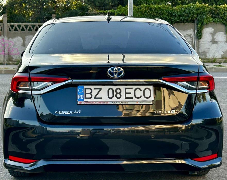Primul proprietar Toyota Corolla Hybrid 1.8L Business 2022 Automată
