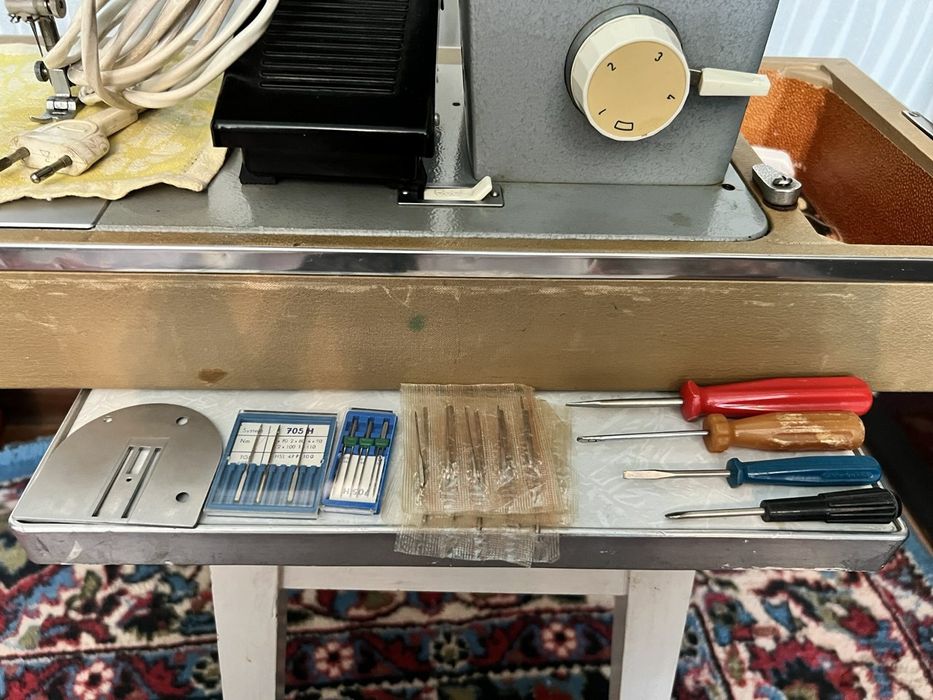 Швейная машинка Veritas