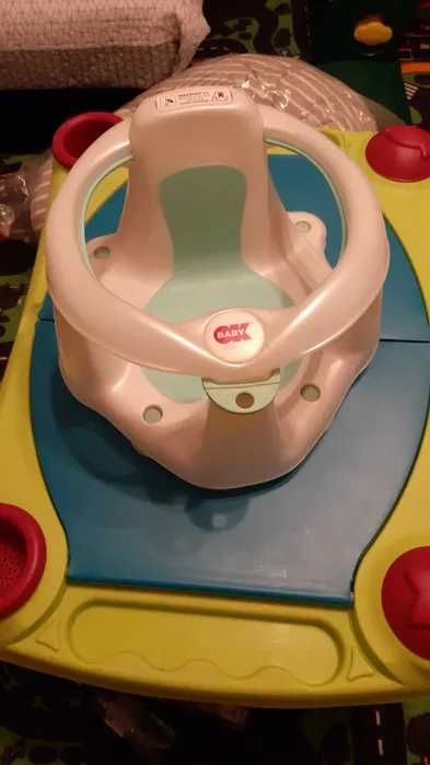 Cadita bebe + scaun suport bebe pentru cada mare