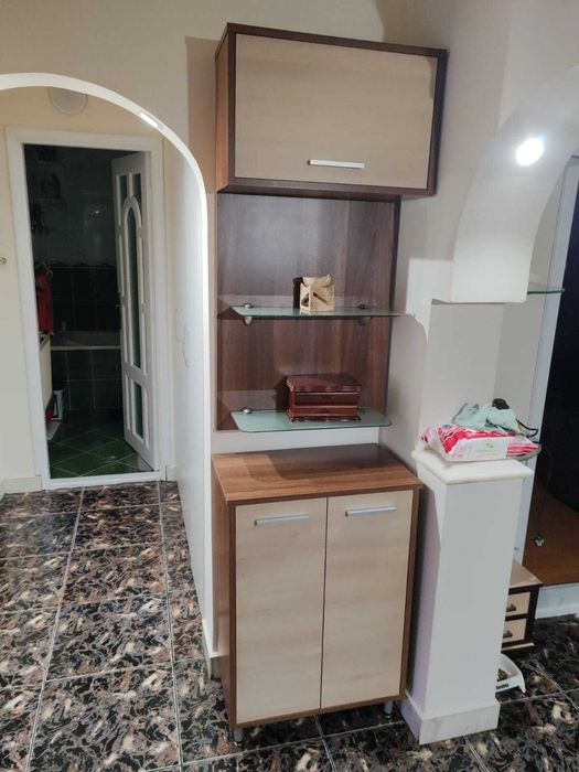 De vanzare mobilier din pal format din doua piese