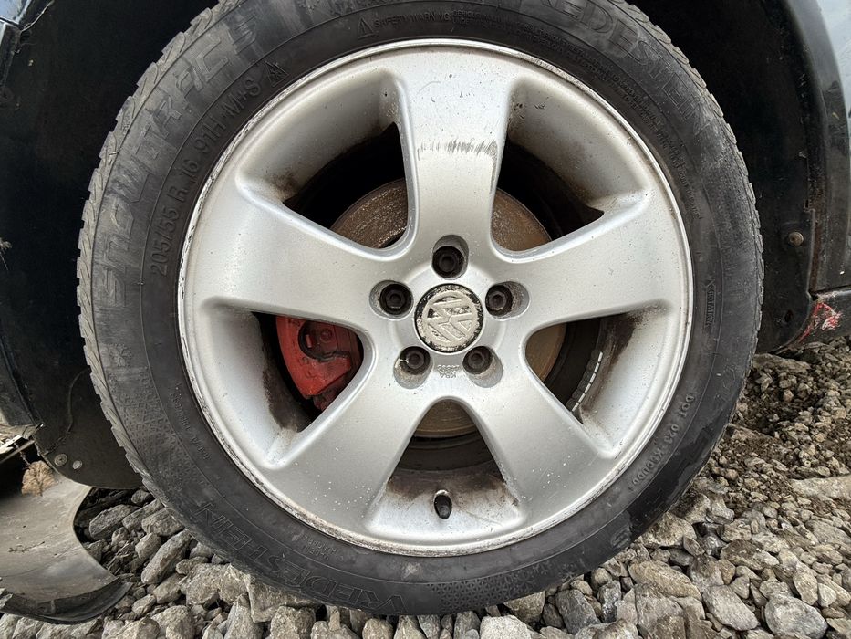Голф 4 1.9 TDI  81 kW (110 к.с.) на части