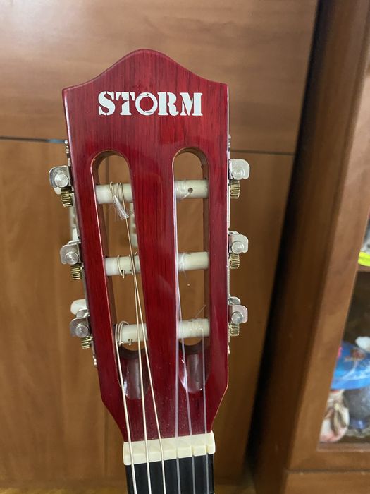 Китара storm с учебник