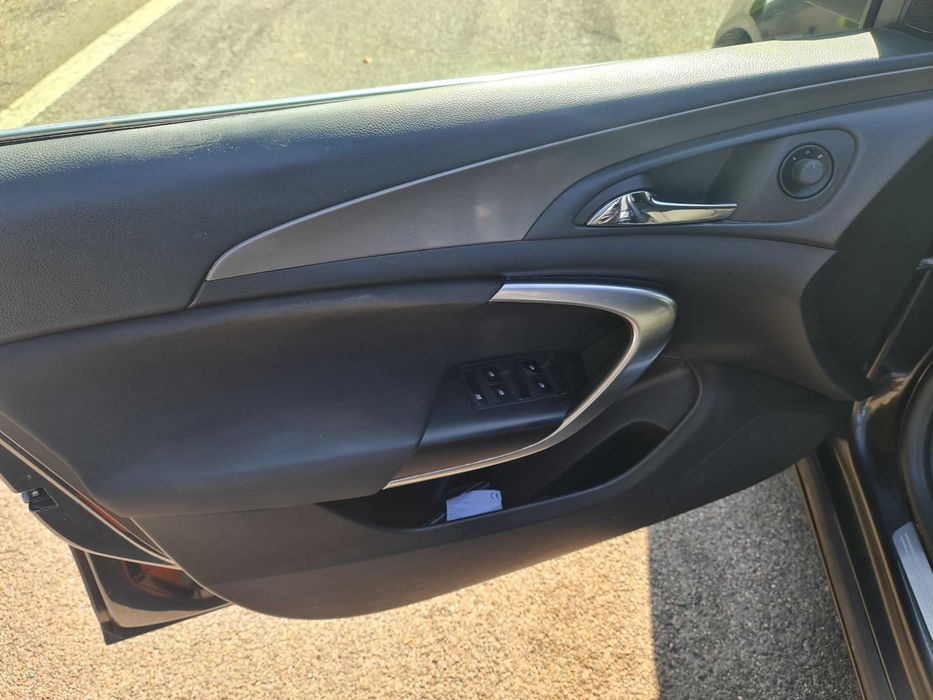 Opel Insignia 2.0 hdti