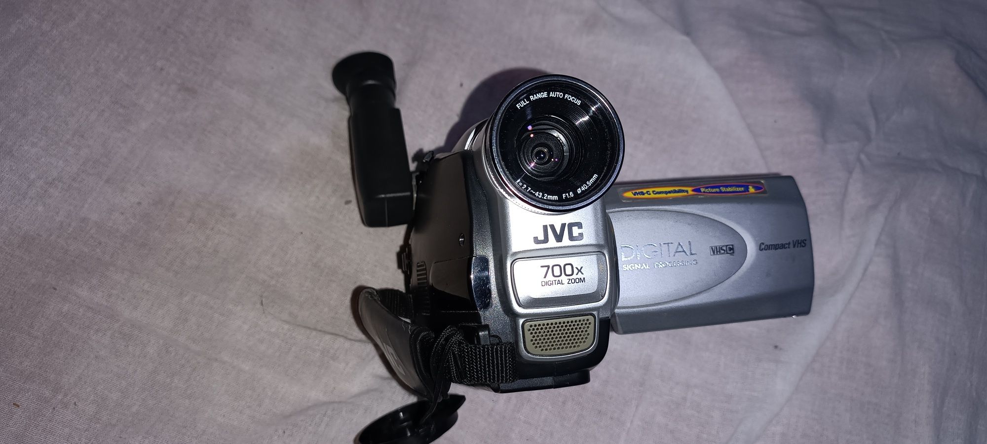 Видеокамера JVC в хорошем состоянии!
