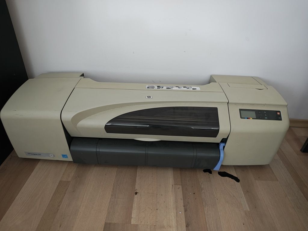 Подарявам неработещ плотер HP510