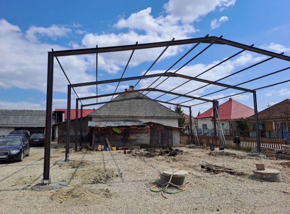 Vând hala metalica 8x15pret corect din profile cu țeavă pe acoperis