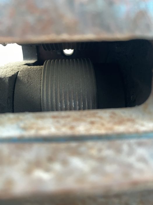 Kovka stanok holati yaxshi qiynalmagan bartergayam kelishamiza