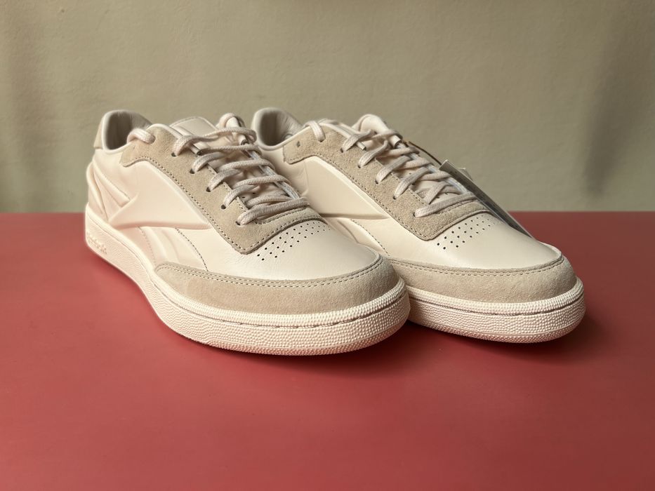 Reebok Victoria Beckham Club C marimea 40.5