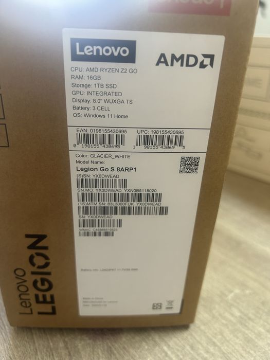 Конзола Lenovo Legion GO S