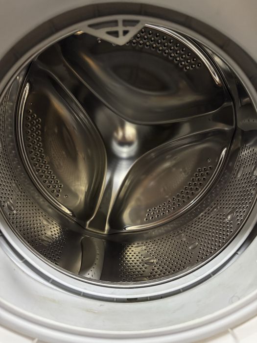 Продается новая стиральная машина