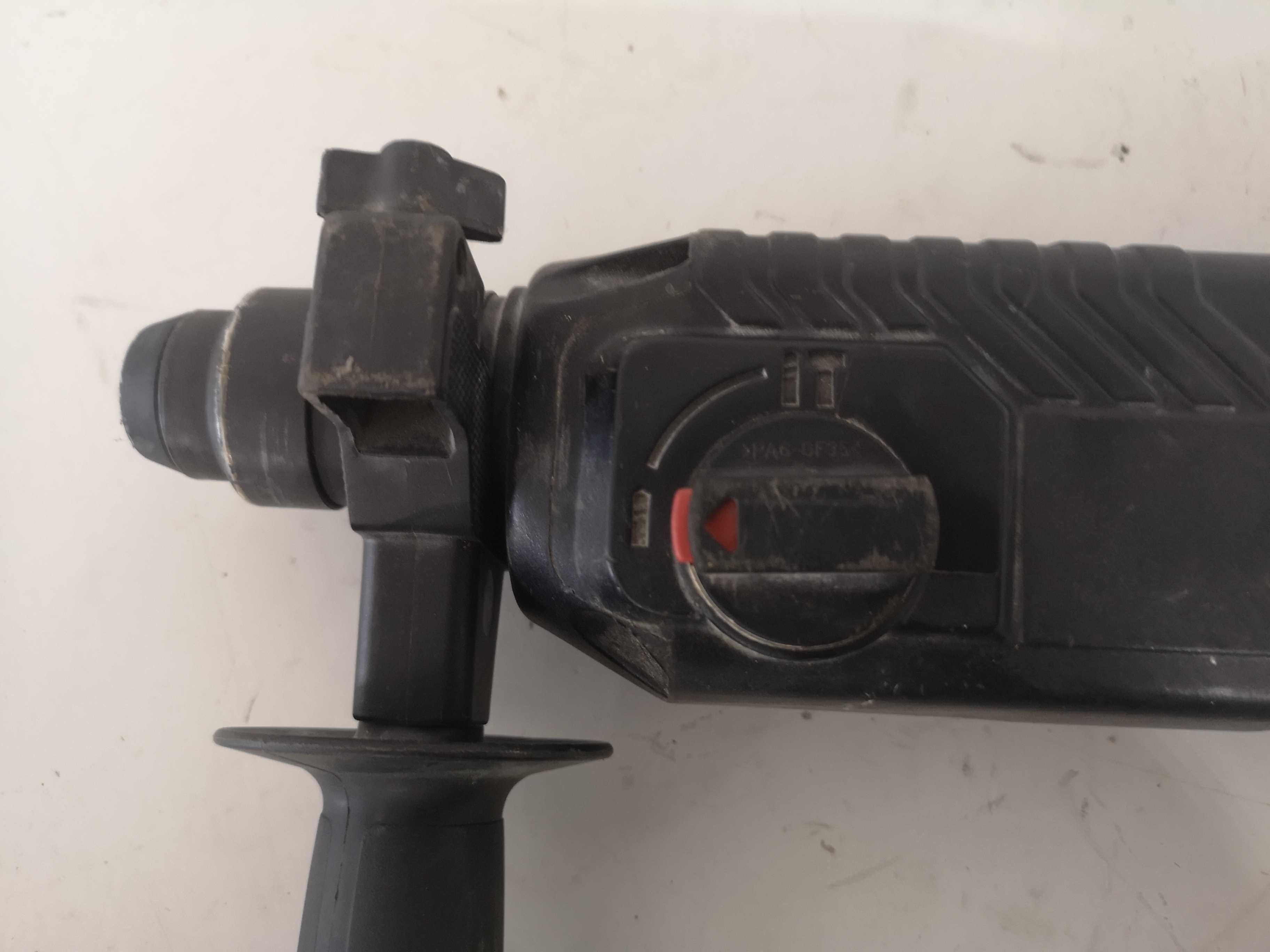 Перфоратор -  Bosch GBH 2SE