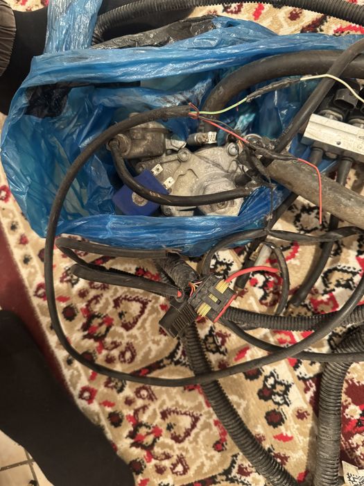 гбо сатам бәрі жасап тұр көліктен шешілген