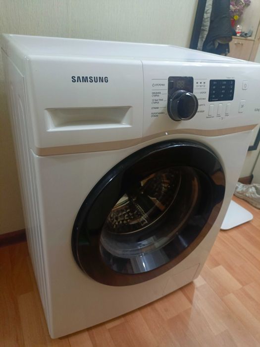 Стиральная машина в рабочем состоянии для пользования/или на запчасти