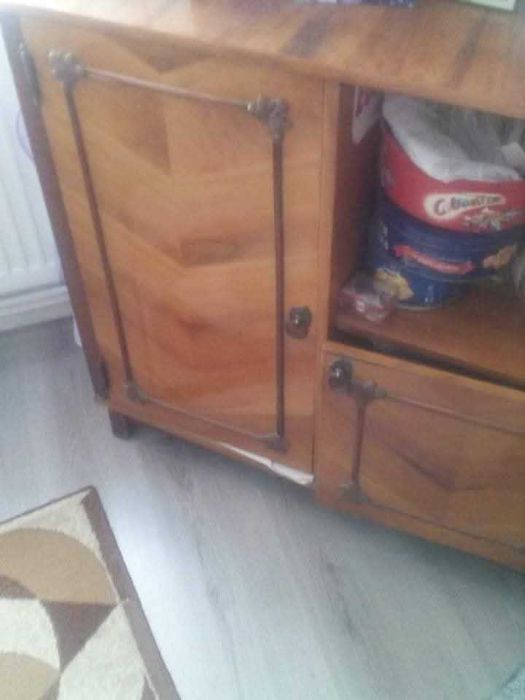 Vand pat mobila biblioteca șifonier comoda