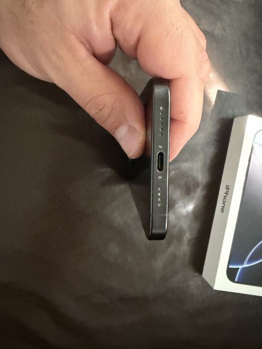 Iphone 16 pro max 256 гаранция