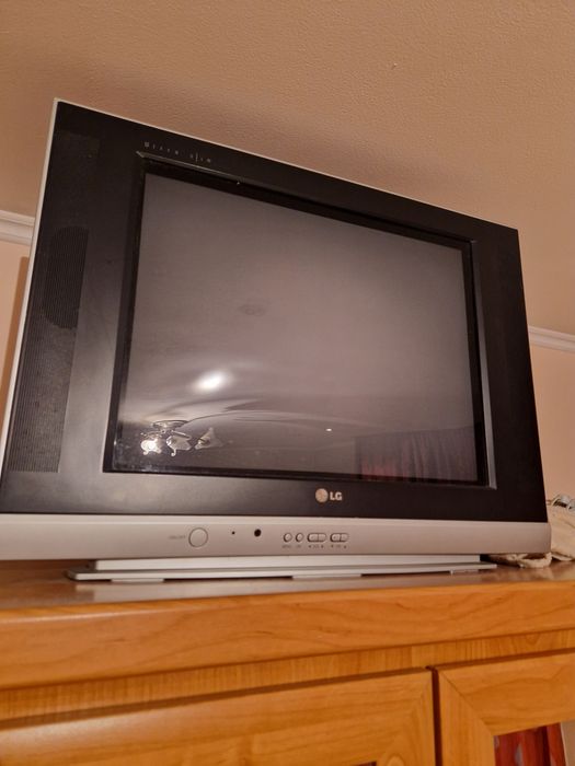 Телевизор NAM и LG