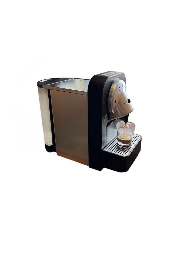 Espresor Nespresso Gemini CS100 Pro – Stare Excelentă + Cadou