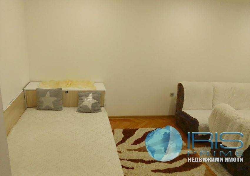 Продава се Двустаен апартамент в Шумен, Тракия - 60 кв.м за 1530 €/кв.м - Снимка #10