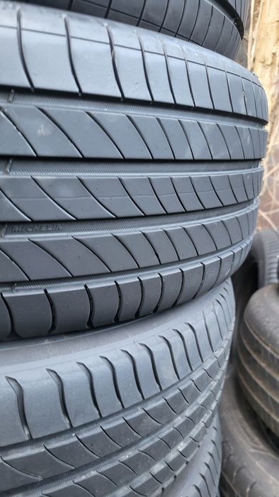 4бр. 215 55 18 Michelin летни.